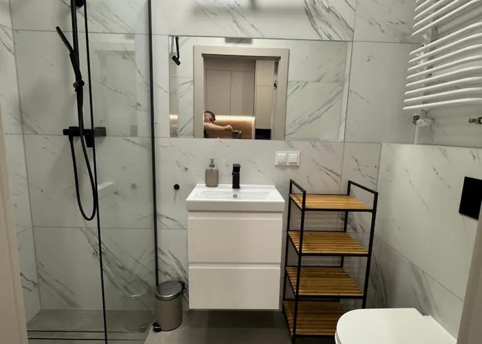 Apartment Zurawie Ii Popieluszki